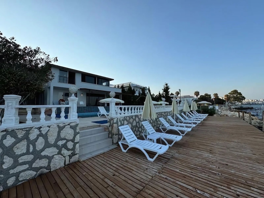Otelox Ayaş Beach Bungalov
