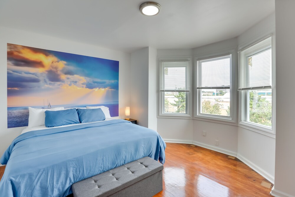 Pet-friendly Atlantic City Apartment Near Beach! view 3