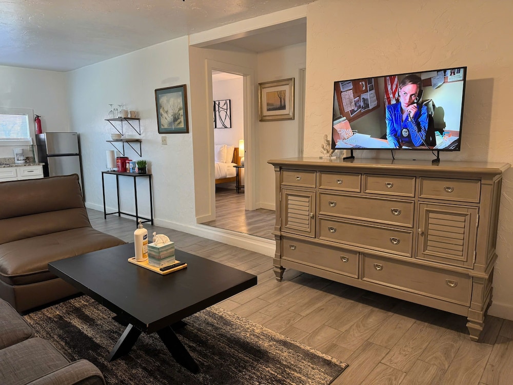 Fully-furnished Studio With Rustic Design 36B