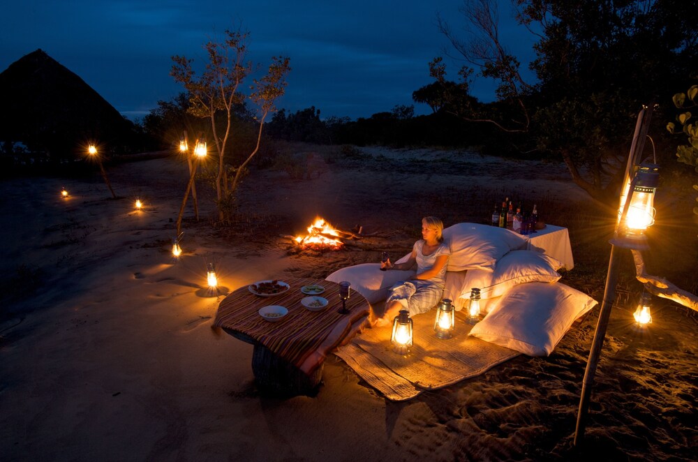 H12 Delta Dunes Lodge