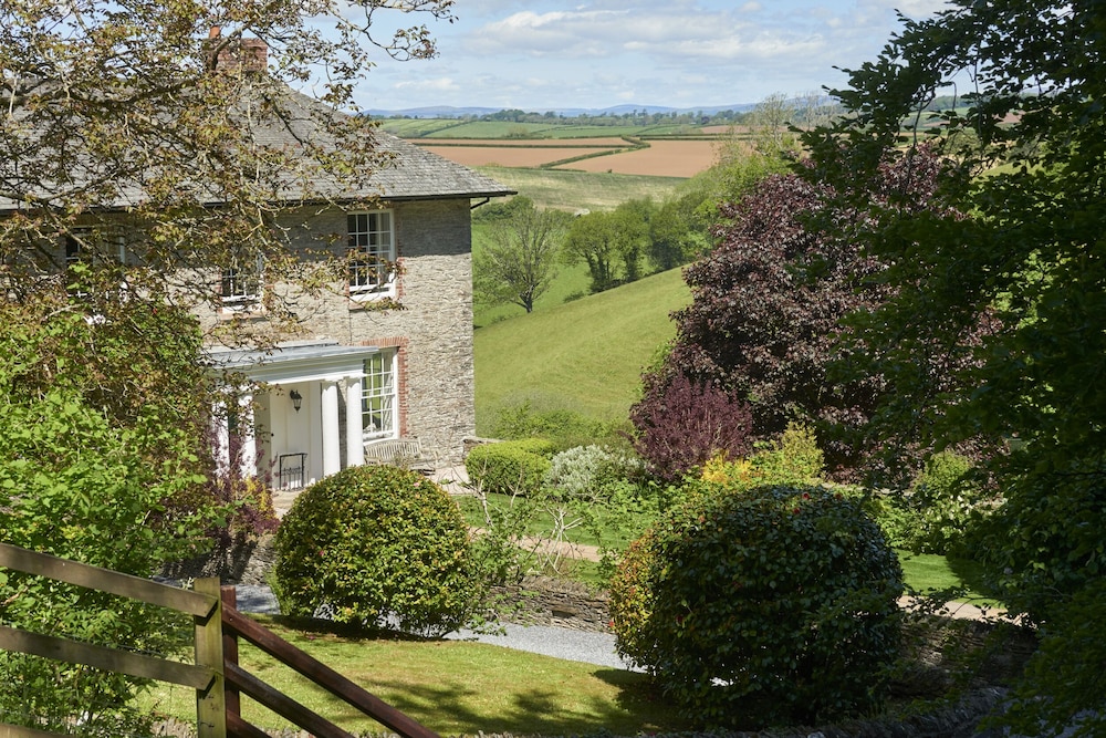 Gitcombe House