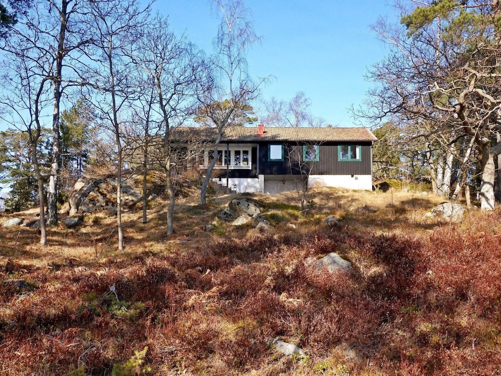 6 Person Holiday Home in Djurhamn-by Traum view 3