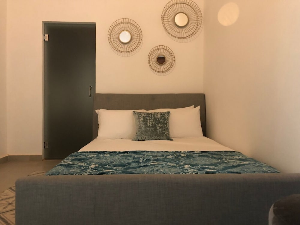 Modern Living in Old San Juan view 5
