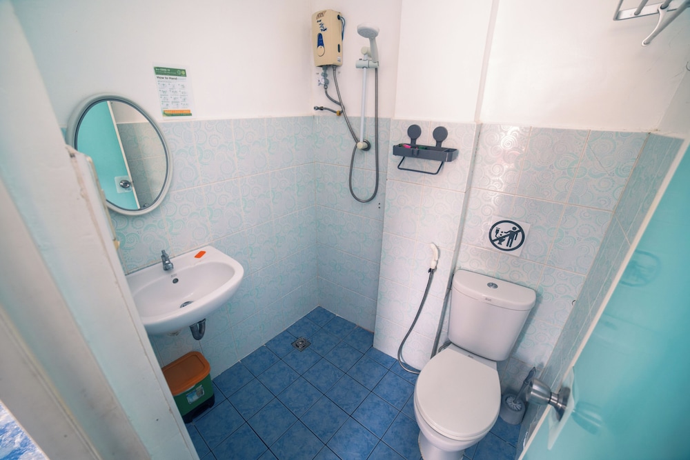 CHILL OUT HOSTEL BORACAY