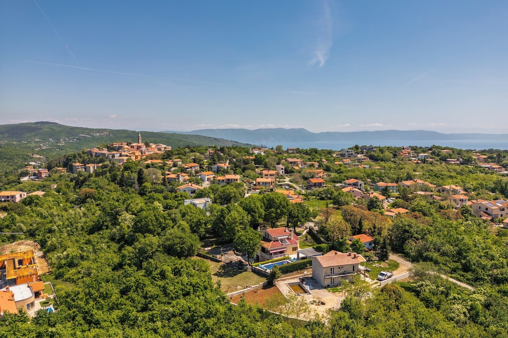 Villa Rosa Magica