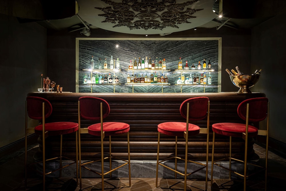Orient Occident Hotel Istanbul, Autograph Collection 46
