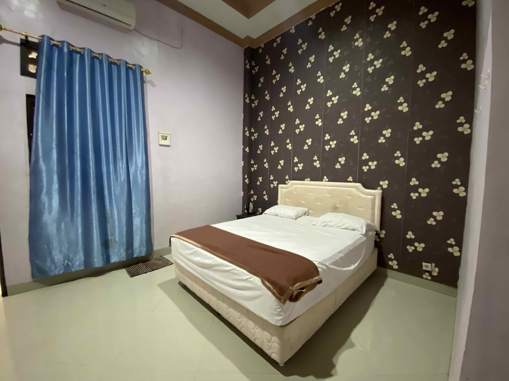 Hotel O near Universitas Palangka Raya
