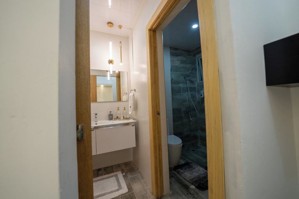 Enjoy Stylish 3br 3, 5b Stylish, Downtown Ocean View