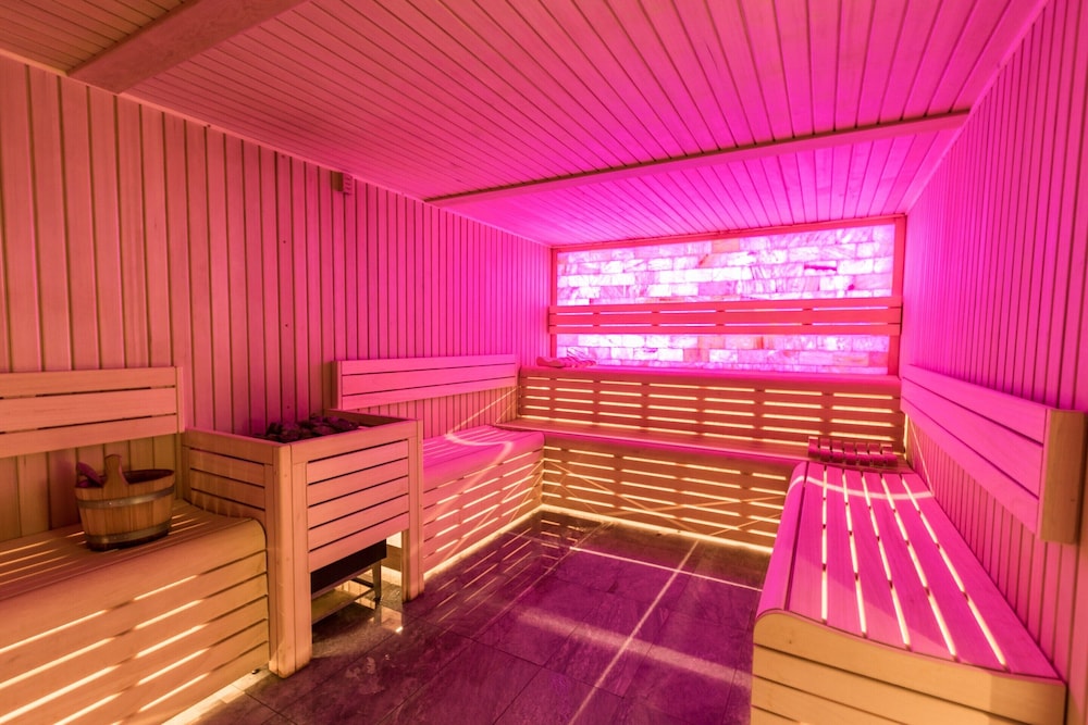 Apartment With Fireplace and Wi-fi in Arc 2000