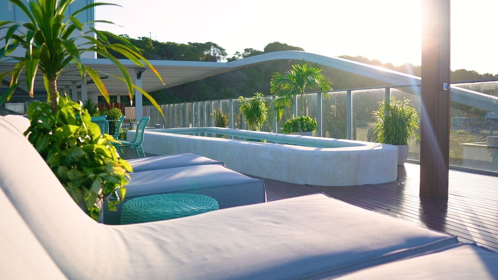 Setai Yacht - Garden III - By Almare
