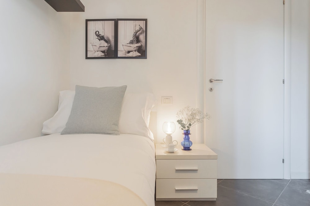 Chiara's Apartment by Rent all Como