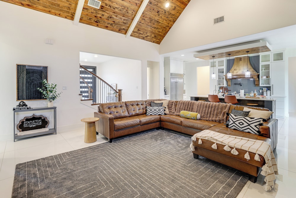 Luxe Retreat w/ Patio & Fenced Yard in Waxahachie!