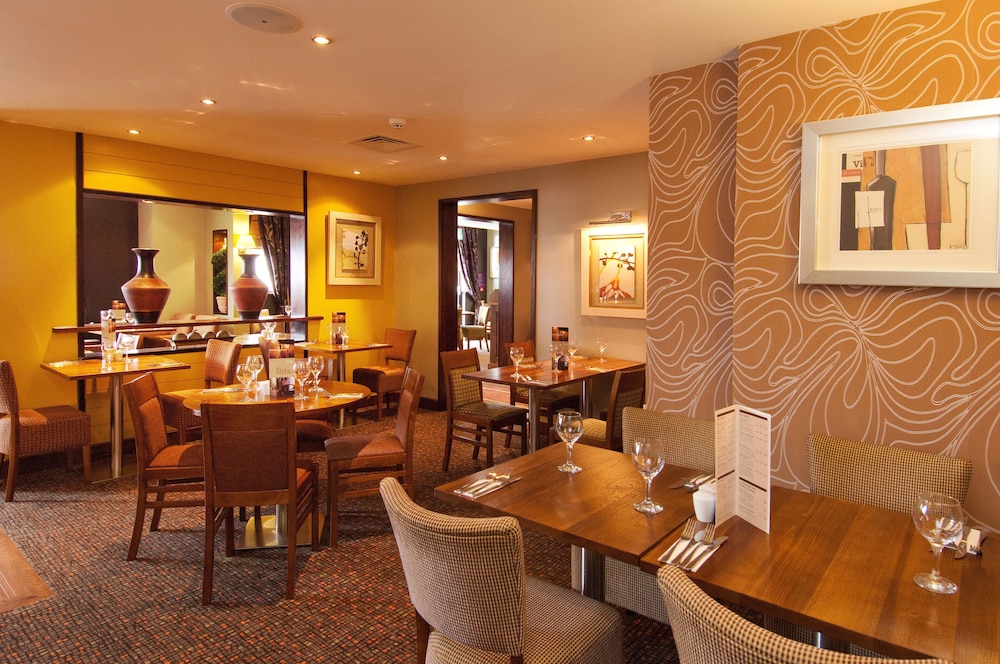 Premier Inn Sunbury - Kempton Park, photo 14
