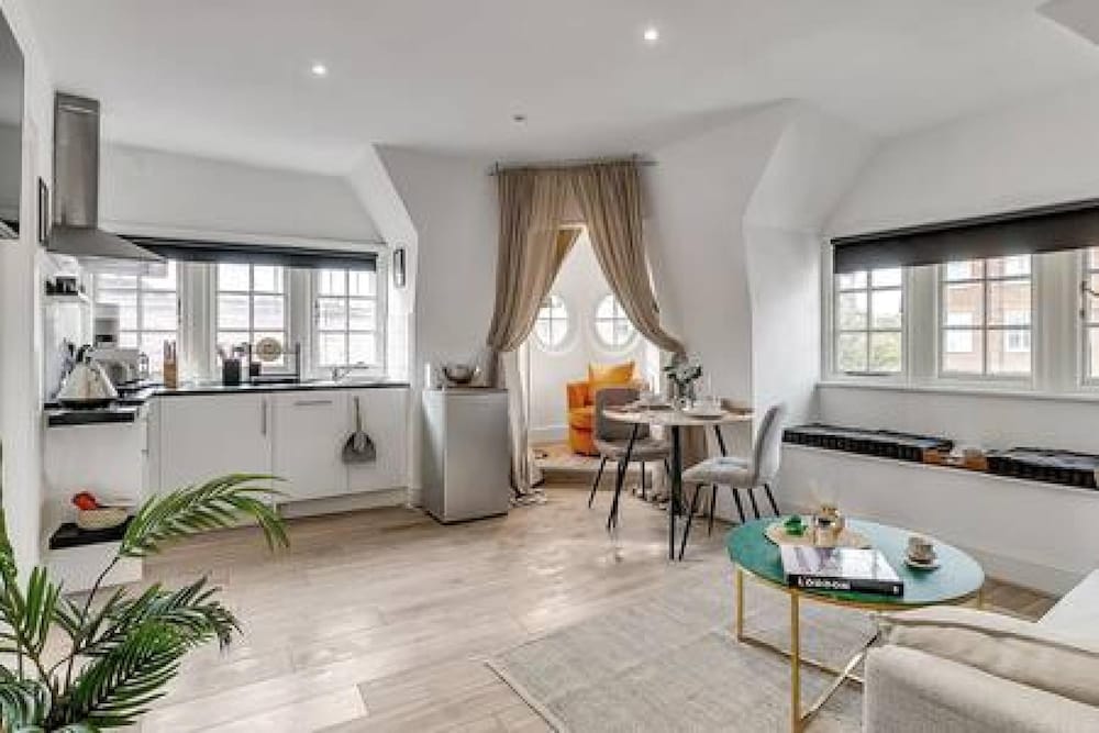 The Phillimore in London