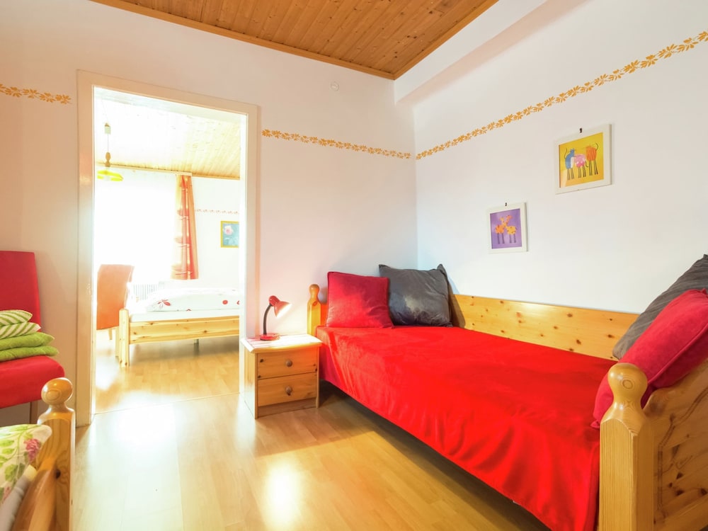 Renovated Mountain Retreat Stay view 4