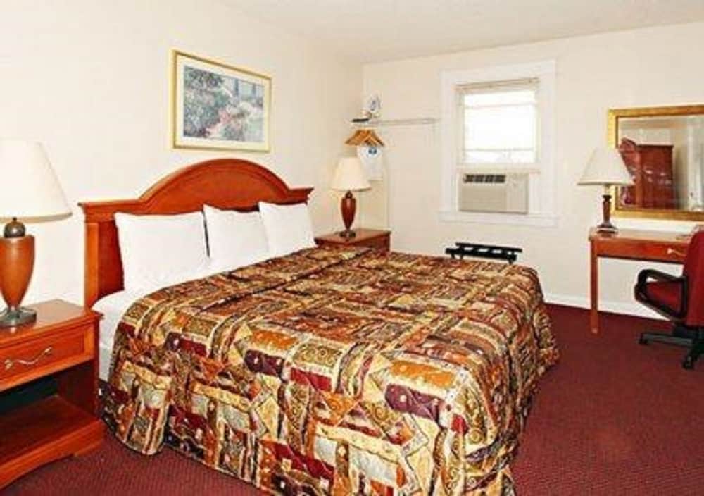Regal Inn Suites - Property Image 35