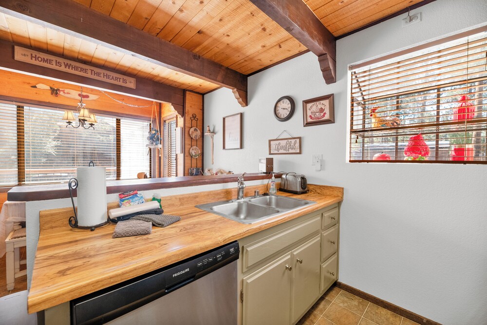 Mama Bear's Cottage