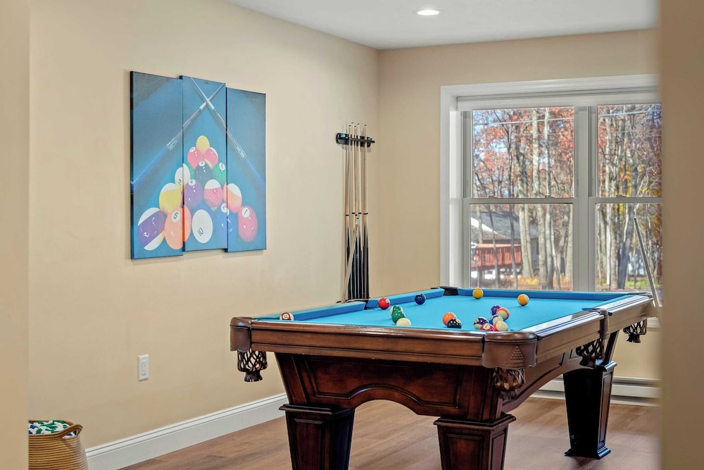 Stephen Way by Avantstay Hot Tub + Game Room Albrightsville