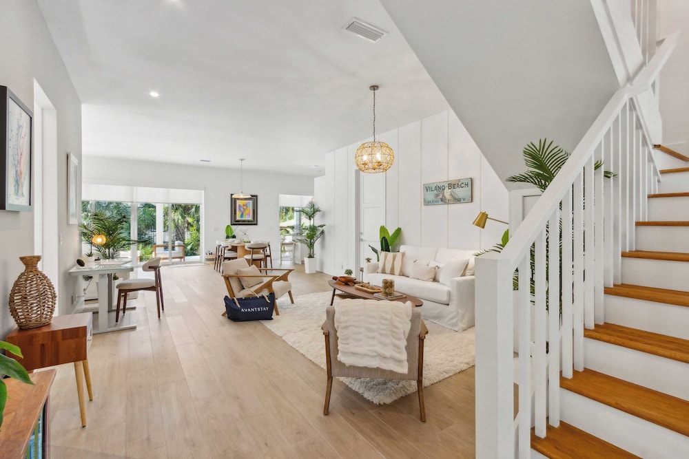 Serenity at Surfside by Avantstay Pool, Porches, Fire Pit & Arcade Near Vilano Beach