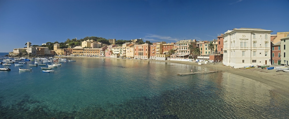 Executive Villa Sea View with Pool Available 14guests view 5