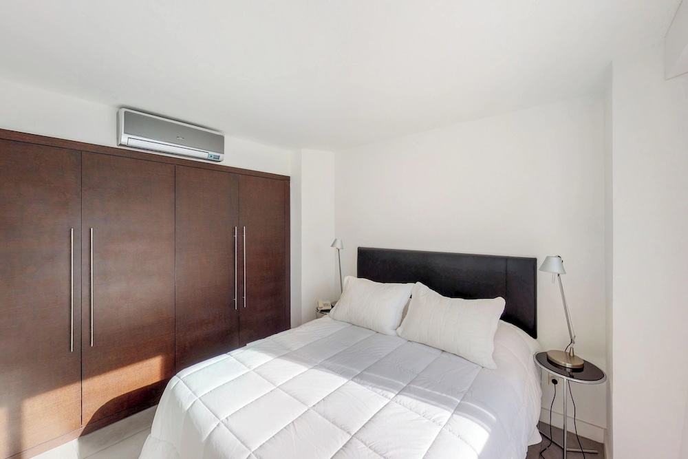 Oceana Suites Yoo