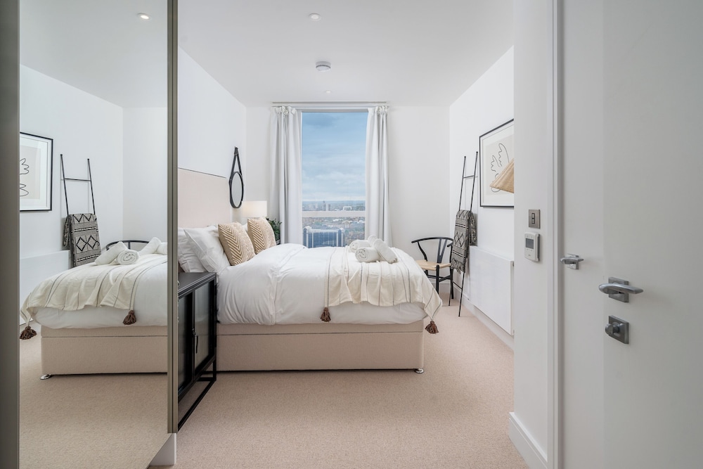 PREMIUM 2Bed in Canary Wharf with VIEWS