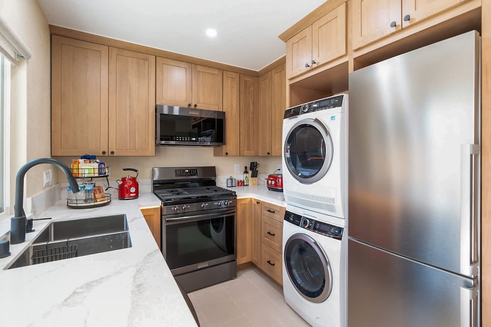 Urban Oasis - Just Remodeled