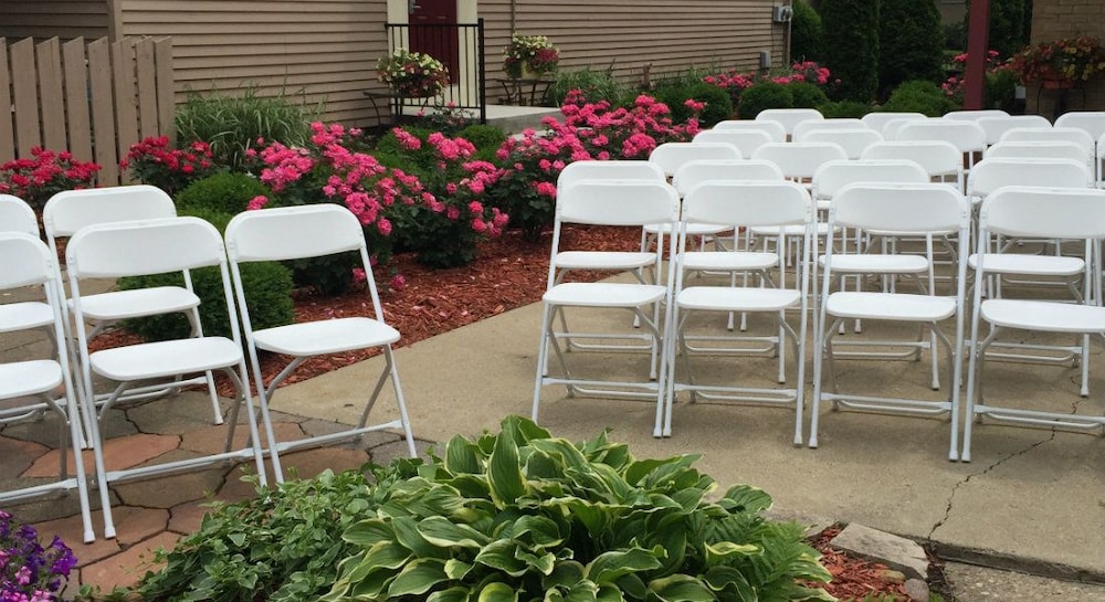 Weller Haus Bed, Breakfast & Event Center