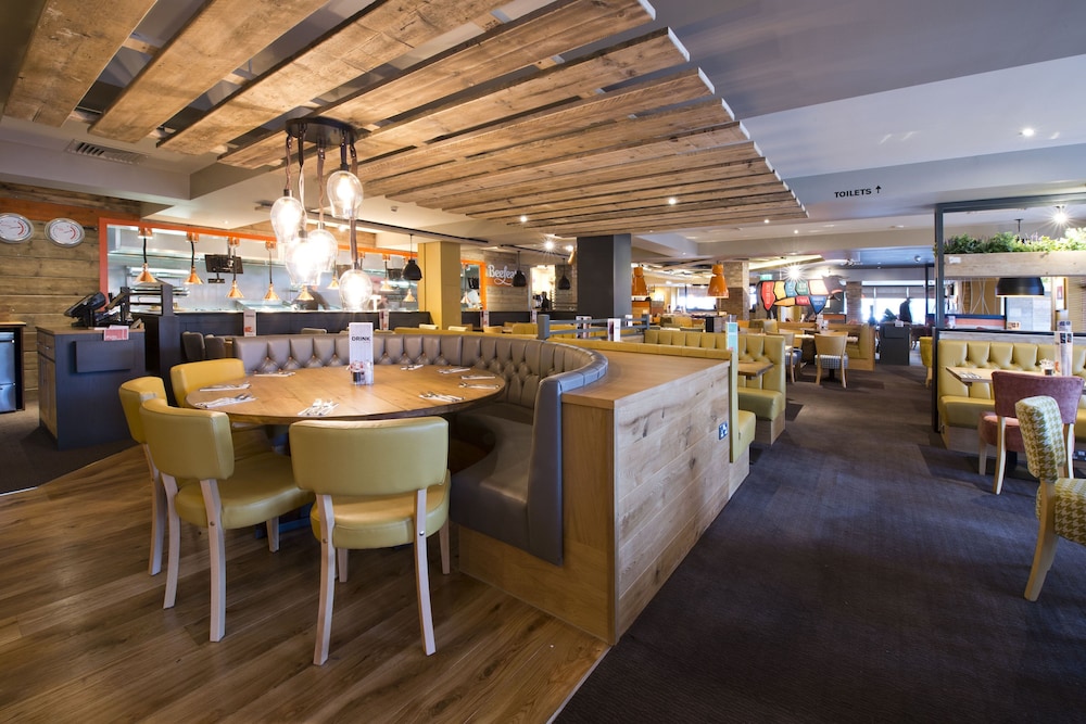 Premier Inn Ware, photo 17