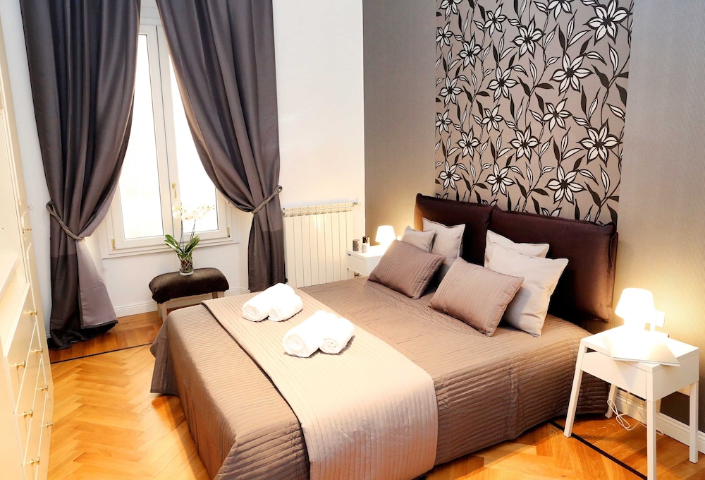 Home2Rome - Trastevere Roma Libera