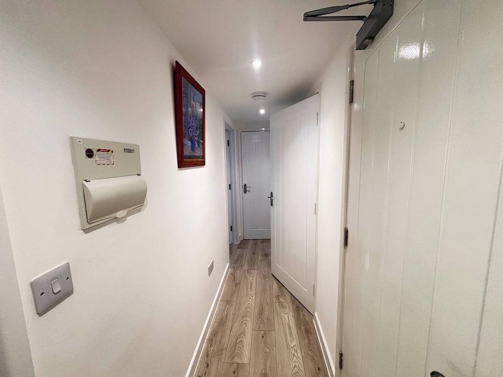 Bright Cozy 2 Bedroom Apartment in Oxford