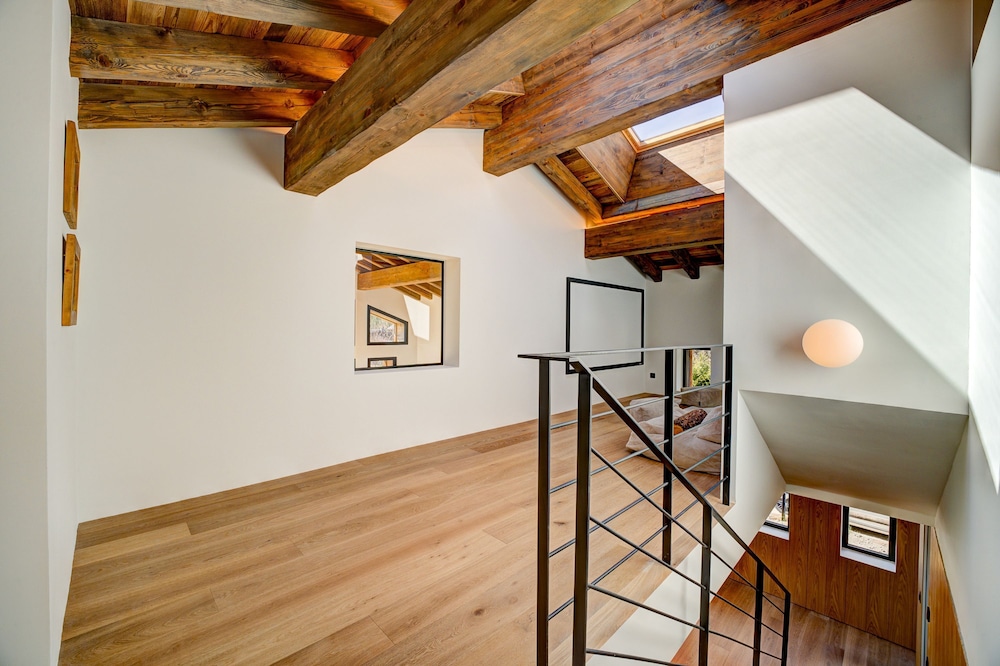 Chalet Fortuna a Jewel in Central Chamonix