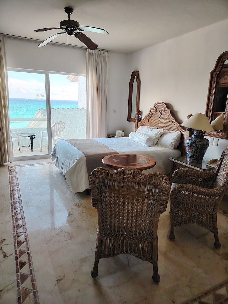 Sunset Fishermen Beach Resort Room 344 A&B