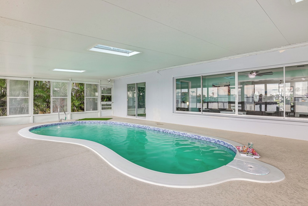 Ocean View, Pool & Boat Dock: Indian Rocks Retreat