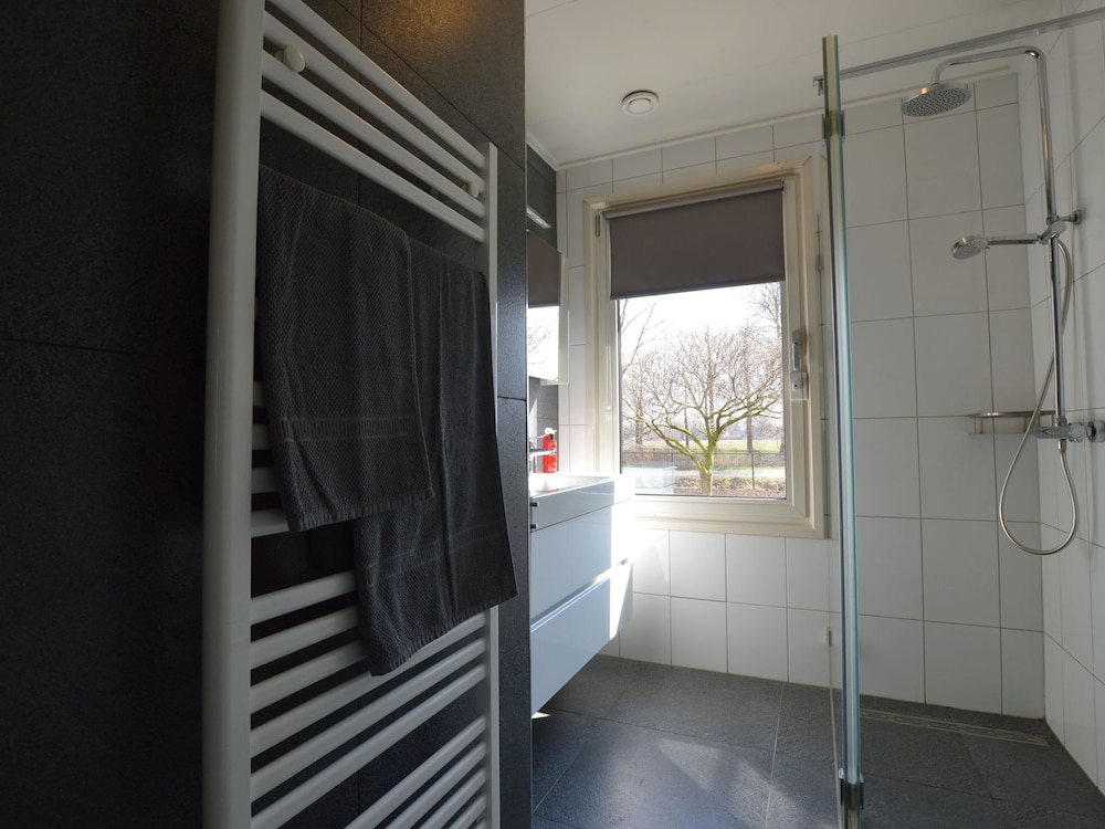 Cozy Holiday Home in Nistelrode With Garden