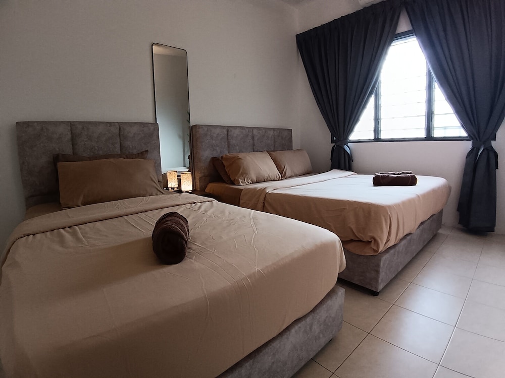 Jess Oasis Stay Tambun