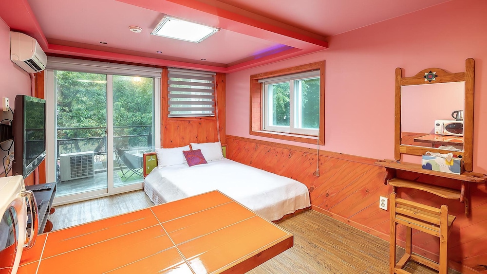 hotel room