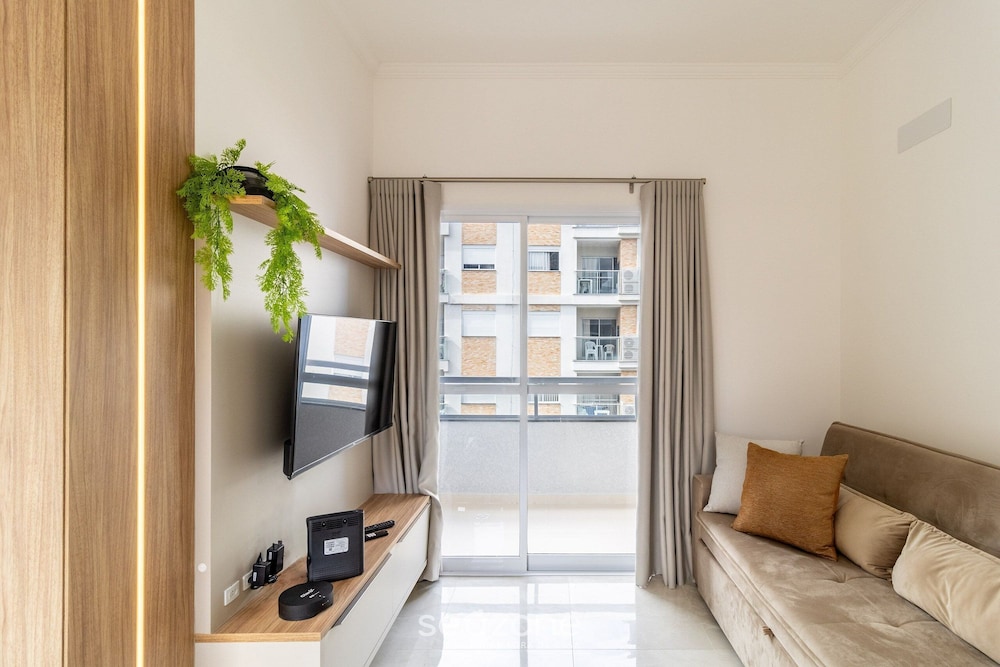 Nice and Equipped Apt. 200m From the Beach Pra0304