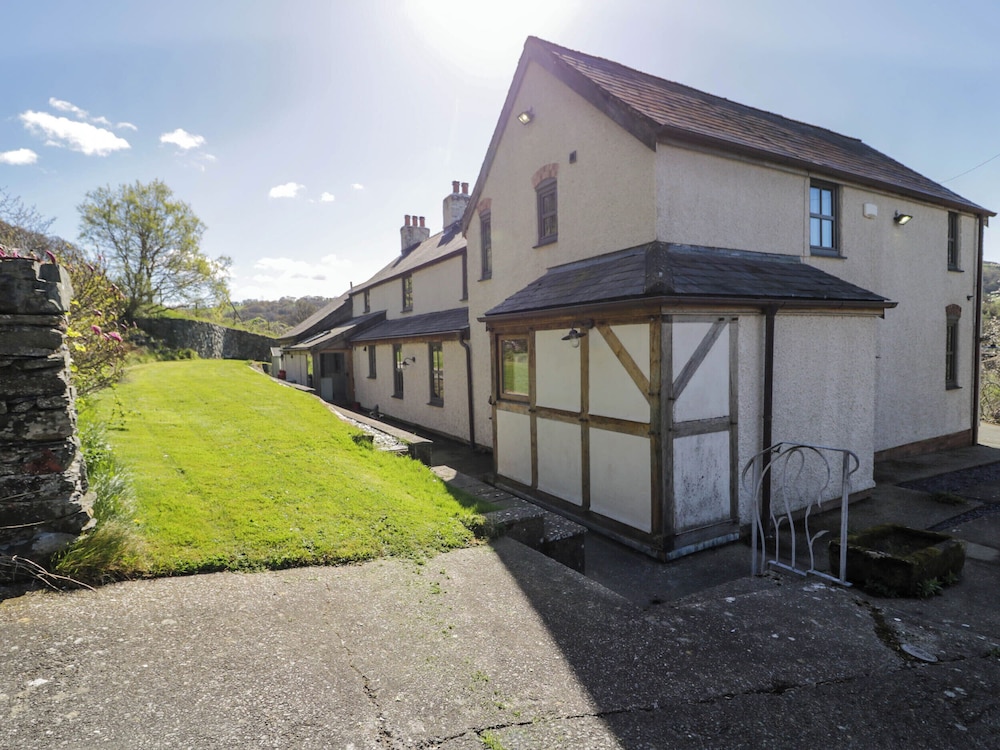 Fron Goch Farm