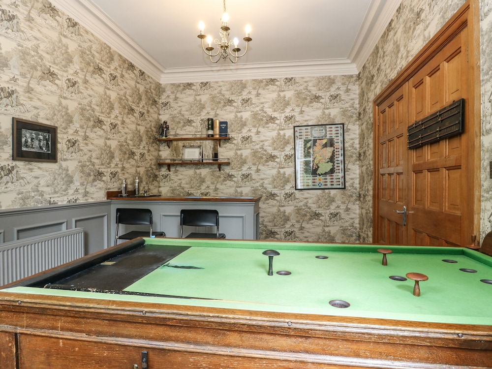 Bearnock Lodge