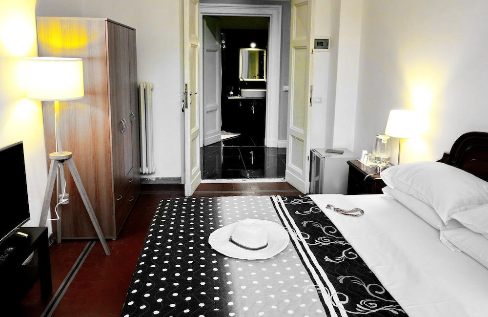 NIK King Rooms