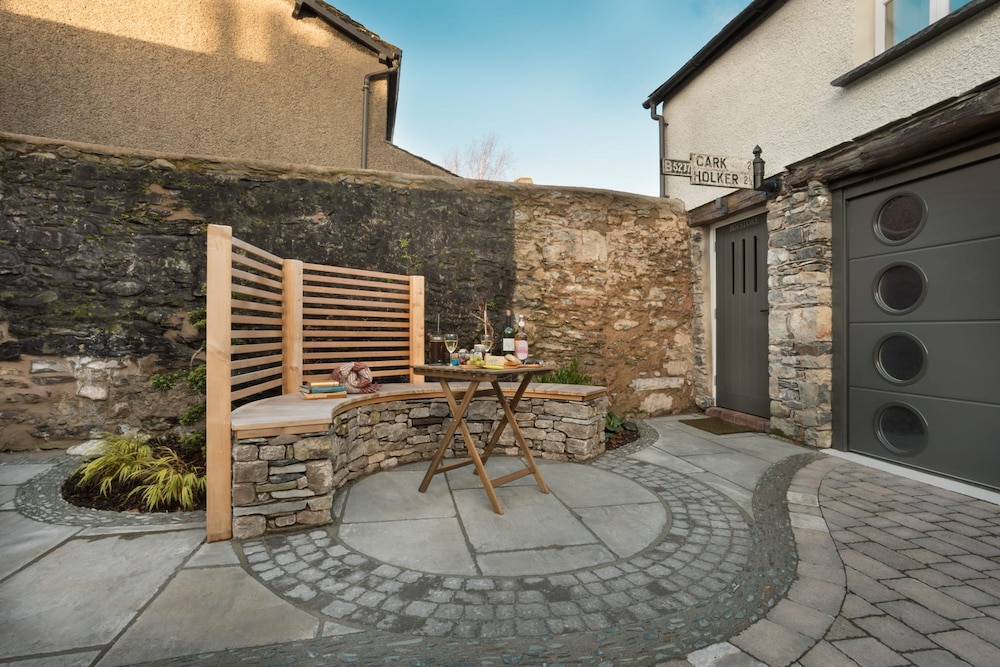 Wharton House Mews Retreat for two