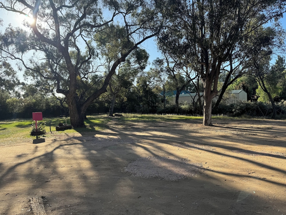 Hay Caravan Park