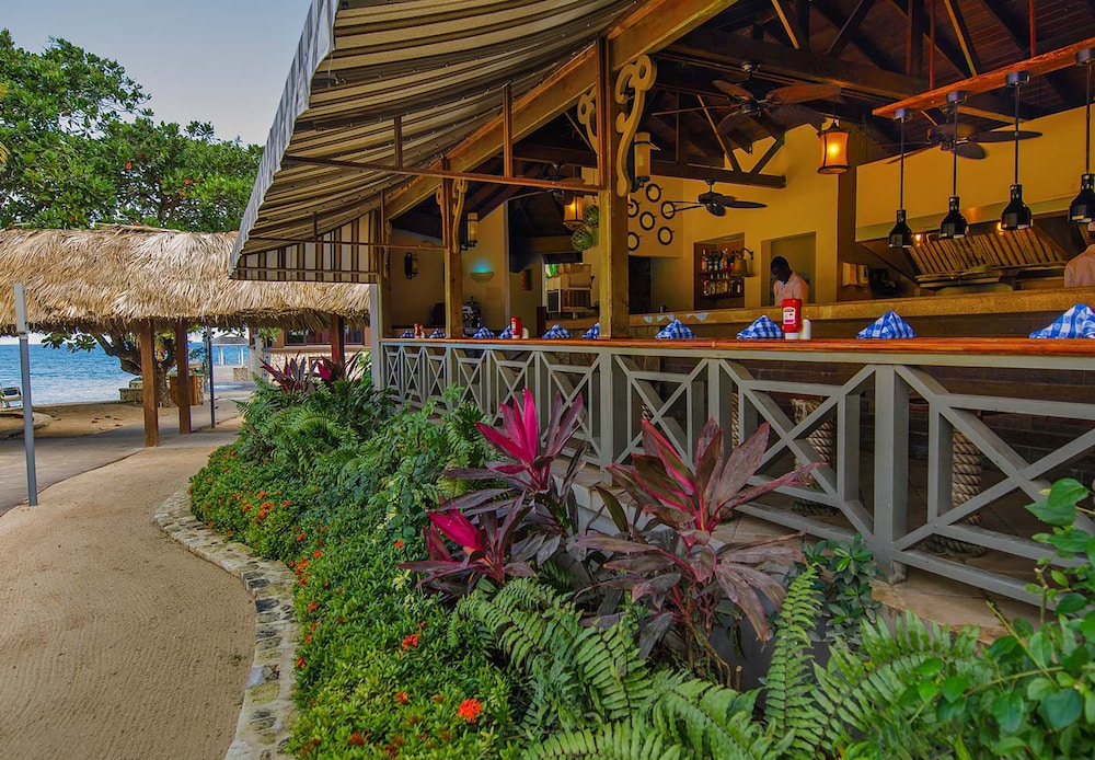 Jamaica Vacations - Sandals Ochi - ALL INCLUSIVE Couples Only - Property Image 84