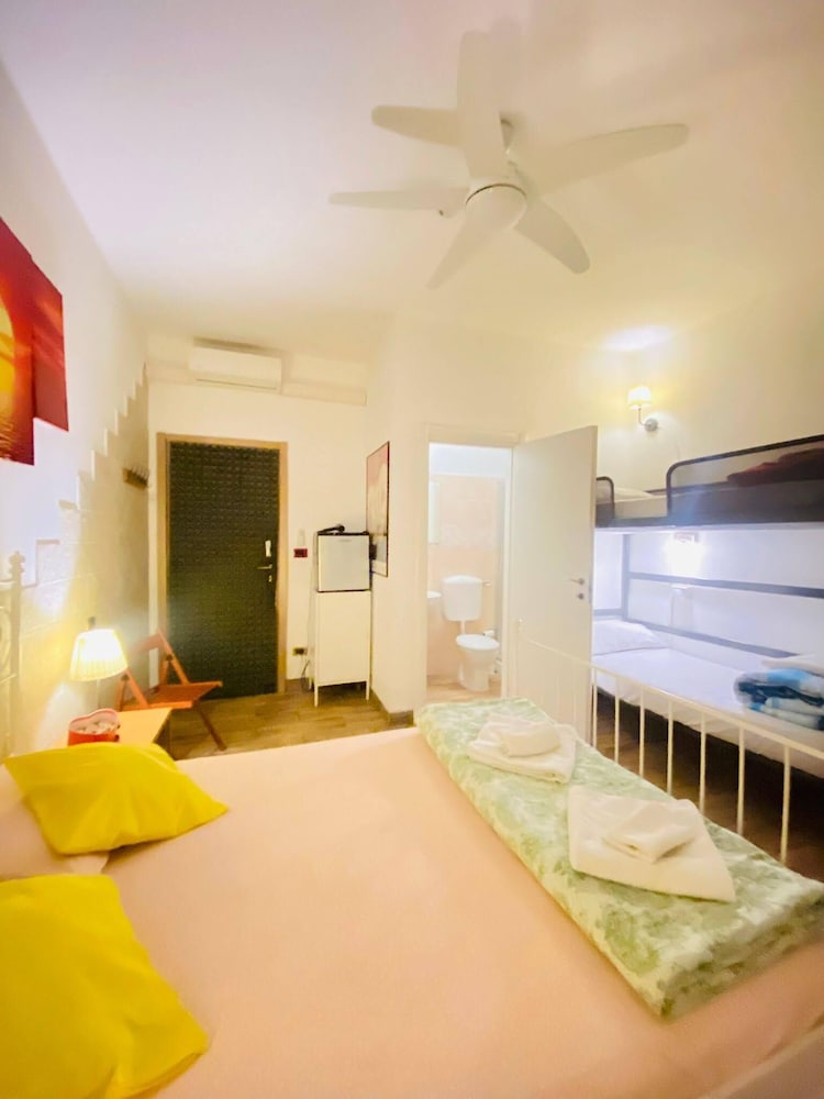 Europe station rooms