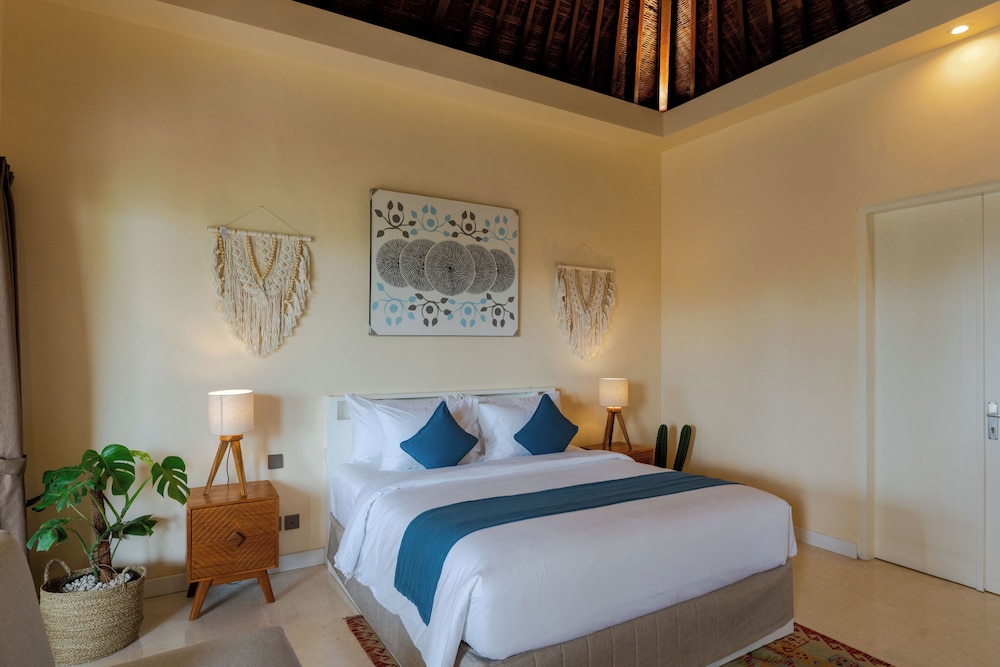 Villa Boholuma by Pertama Management