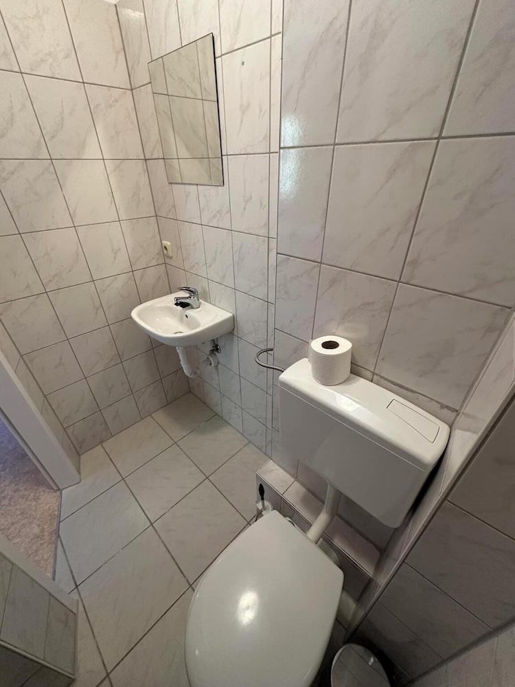 2-Rent Group Hostel Apartments HAN53