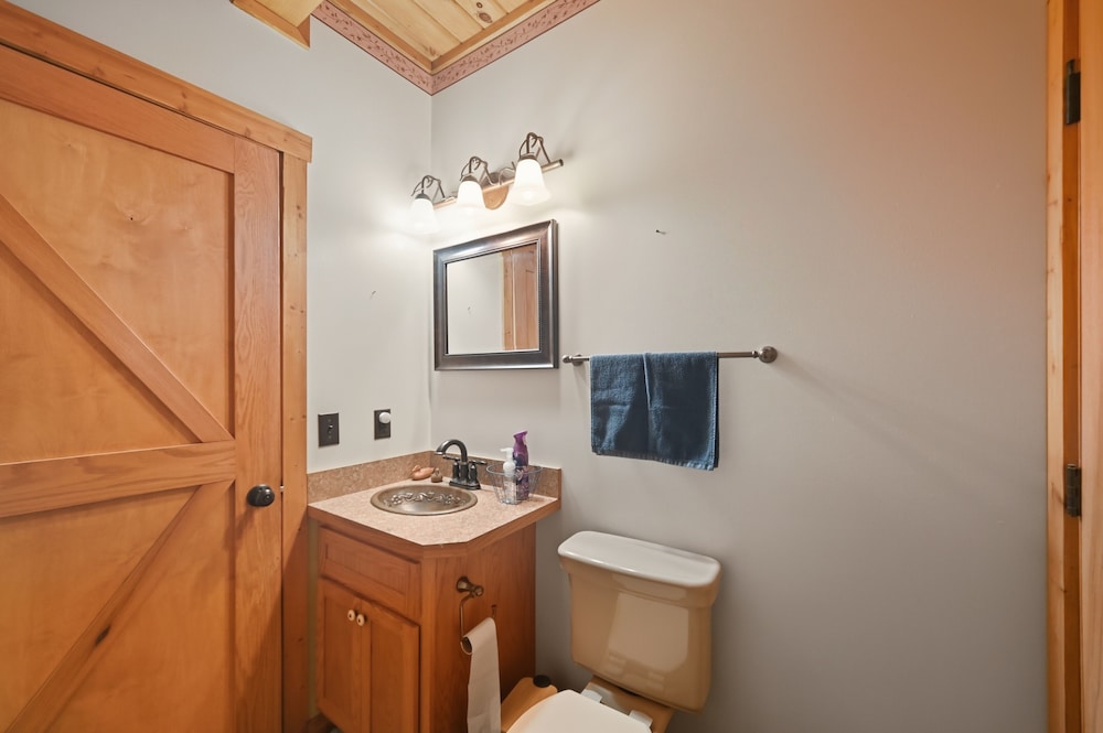 Sprinkle Bottom Lodge 5 Bedroom Cabin