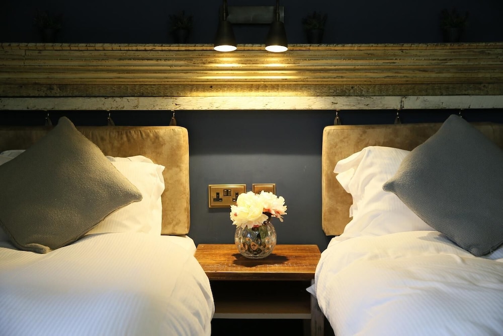 The Bunk Inn
