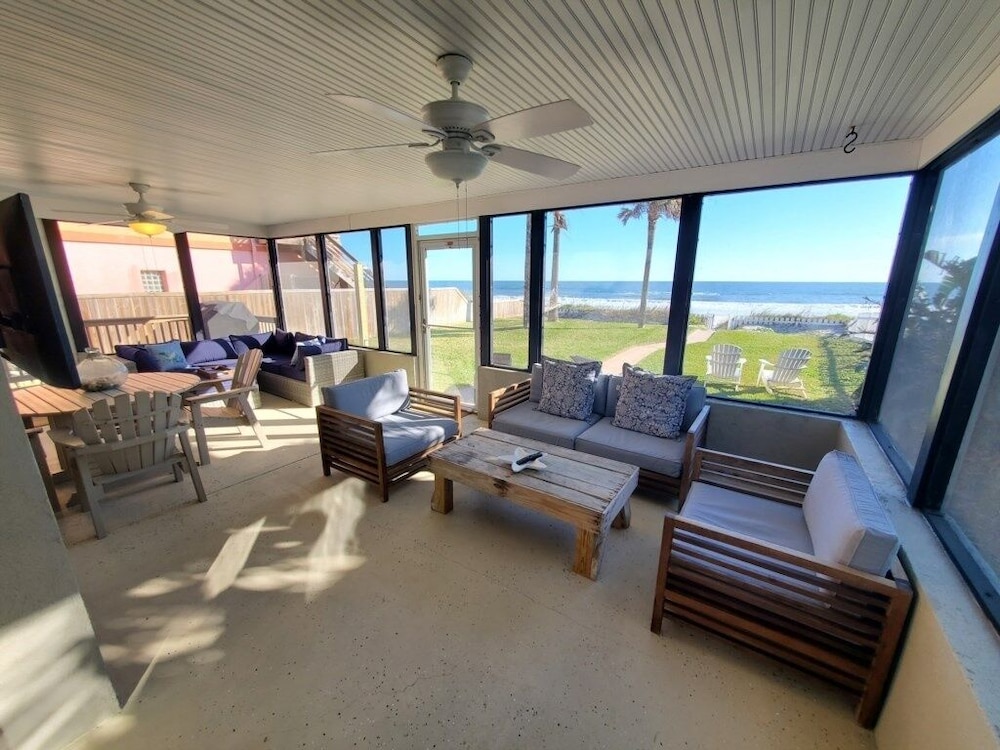 Coastal Bliss - Oceanfront Home 3 Bedroom Home